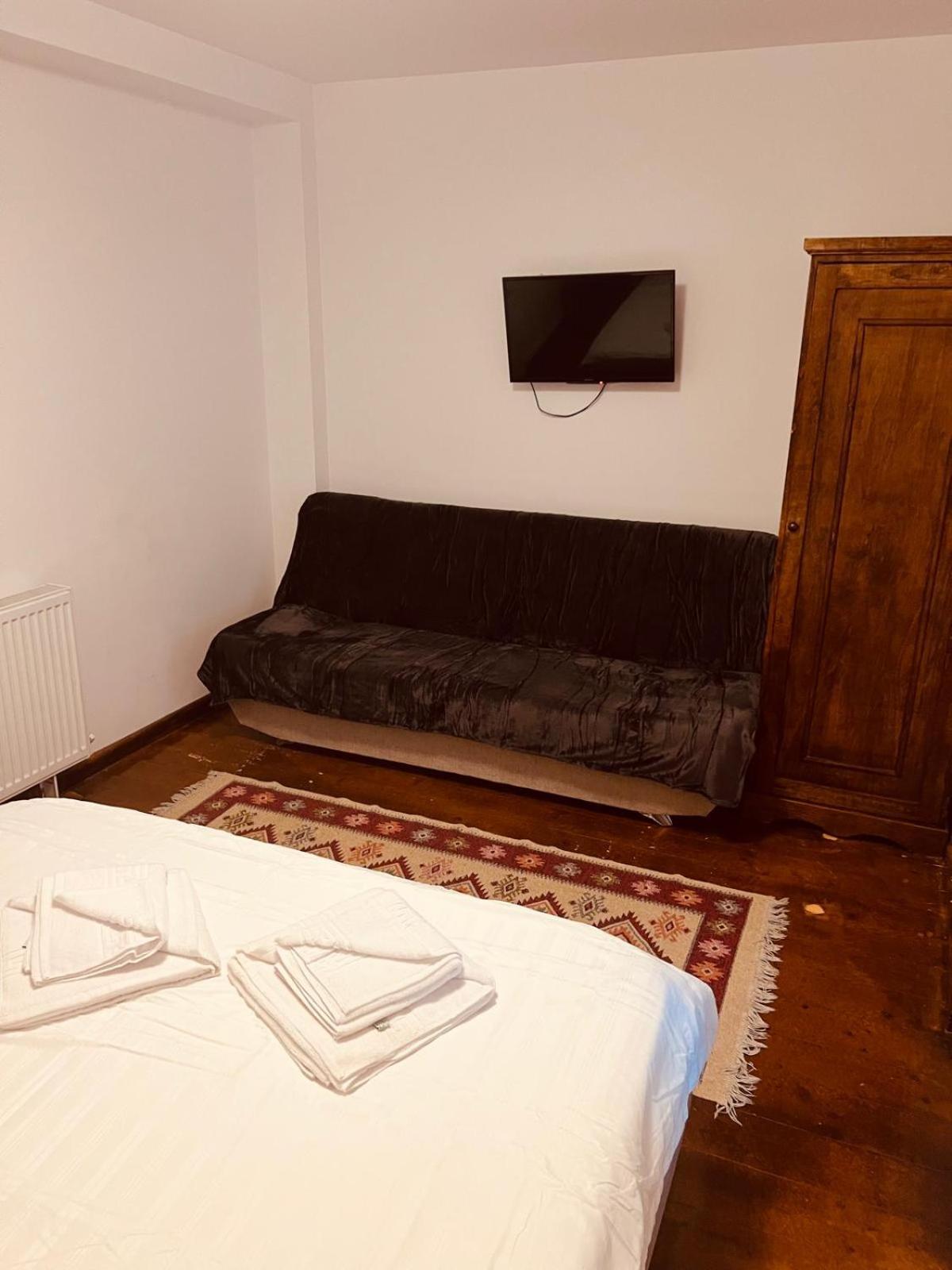 B&B Maria Bucarest Esterno foto